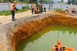 Liên tiếp xuất hiện 'hố tử thần' ở Bắc Kạn, chuyên gia khuyến cáo gì?