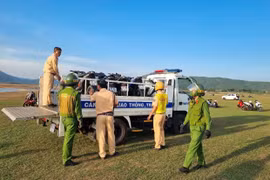 Mạnh tay xử lý thanh-thiếu niên càn quấy ở bãi bồi Tiên Sơn