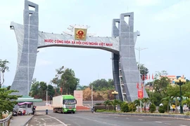 Tinh gọn bộ máy, tập trung phát triển kinh tế-xã hội vùng biên giới