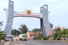 Tinh gọn bộ máy, tập trung phát triển kinh tế-xã hội vùng biên giới