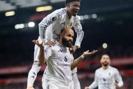 Liverpool gục ngã trước Man United: Người trong cuộc nói gì?