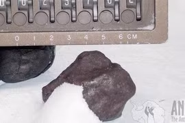 Vật thể rơi xuống Nam Cực làm thay đổi lịch sử Trái Đất