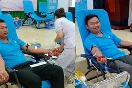 Vượt 50 km, hai cán bộ Đoàn hiến máu cứu người