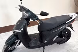 'Đón sóng xe điện', nam bác sĩ Hà Nội chọn VinFast Feliz và cái kết 'mua 1 được 2' đầy bất ngờ