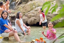 Du lịch trải nghiệm lên ngôi trong mùa hè