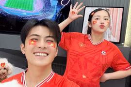 Sao Việt vỡ òa trước chiến thắng kịch tính của Việt Nam ở AFF Cup