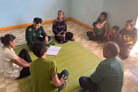 Đẩy mạnh tuyên truyền, phổ biến pháp luật cho người dân vùng biên