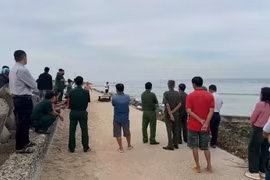 Bình Thuận: Tìm thấy thi thể du khách bị đuối nước khi đi tắm biển