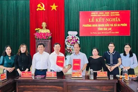 Xã Ia Pnôn kết nghĩa với phường Hoài Nhơn Bắc.