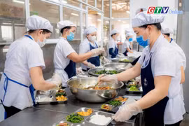 Toàn cảnh Gia Lai 24h: Gia Lai tăng cường kiểm tra an toàn thực phẩm tại bếp ăn tập thể 