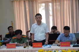 Đại diện lãnh đạo các sở, ngành đã phát biểu trao đổi làm rõ các ý kiến, kiến nghị của địa phương.