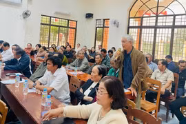 Người đứng đầu cấp ủy, chính quyền phường Hoài Nhơn Nam đối thoại trực tiếp với nhân dân về chủ đề vận hành chính quyền địa phương 2 cấp chiều 26-12.