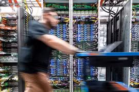 Lần đầu tiên hệ thống hạ tầng điện toán đám mây do AWS trực tiếp quản lý hiện diện tại Việt Nam.