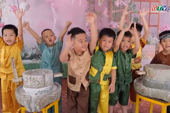 Lớp học không tường: Tuổi thơ của ông bà, cha mẹ