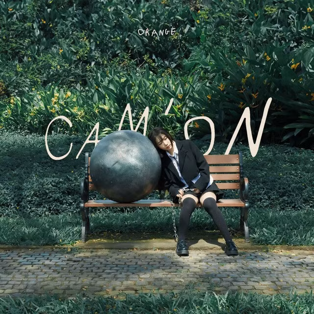 Album CAM'ON cho thấy một Orange tài năng