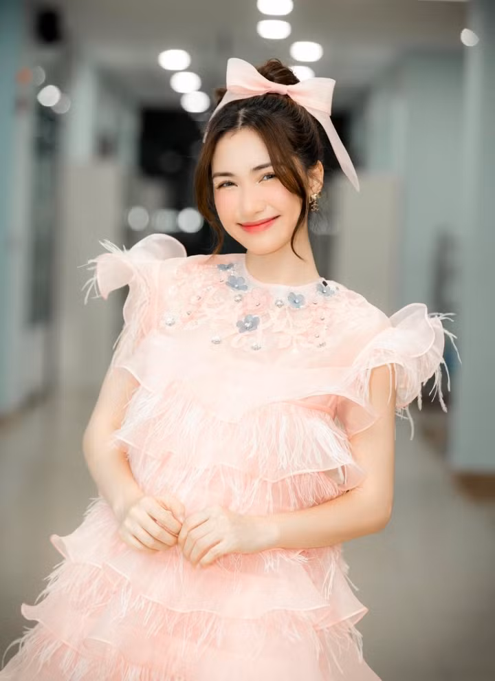 Nữ ca sĩ nhận được nhiều lời khen ngợi về hành động này.