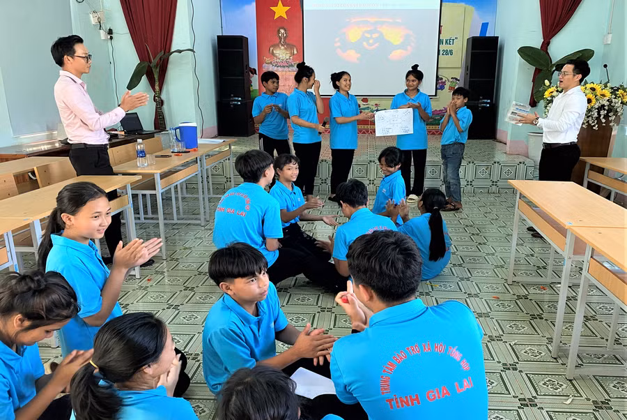 Quang cảnh lớp trang bị kỹ năng sống cho các em ở Trung tâm Bảo trợ xã hội tổng hợp tỉnh. Ảnh: Hà Đức Thành