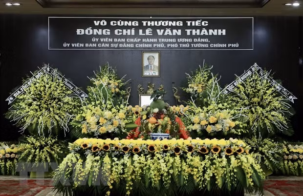 Linh cữu Phó Thủ tướng Lê Văn Thành được quàn tại Trung tâm Hội nghị thành phố Hải Phòng. Ảnh: Lâm Khánh/TTXVN