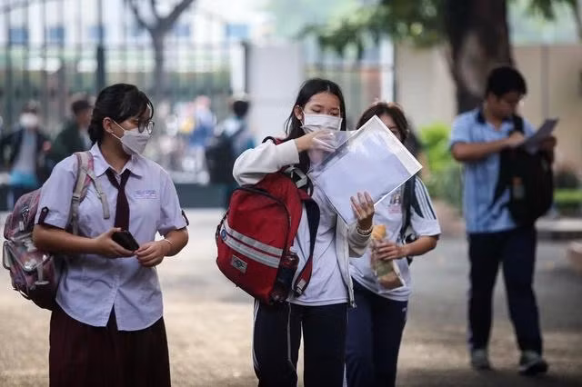 Một trong những điều thí sinh cần đặc biệt lưu ý trong kỳ thi tốt nghiệp THPT là các vật dụng mang vào phòng thi
