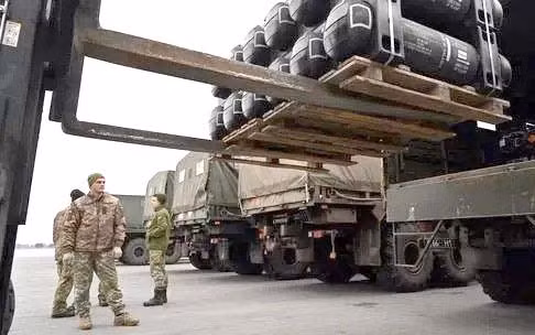 Quân đội Nga tấn công các kho đạn của Ukraine nhằm đáp trả những đợt tấn công của Kiev (ảnh minh họa: Reuters).