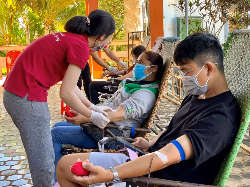 Trong năm 2023, tỉnh Gia Lai phấn đấu tiếp nhận 16.000 đơn vị máu an toàn. Ảnh: Như Nguyện Trong năm 2023, tỉnh Gia Lai phấn đấu tiếp nhận 16.000 đơn vị máu an toàn. Ảnh: Như Nguyện