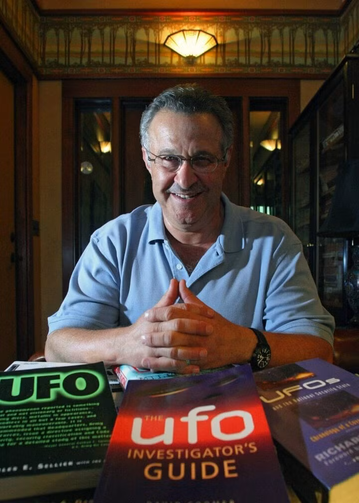 Jim Ledwith được biết đến nhiều hơn ở Sonoma với cái tên “UFO Jim”. Ông ấy sẽ chia sẻ chuyên môn của mình tại Trung tâm Cộng đồng Sonoma. Ảnh: Robbi Pengelly/Index-Tribune