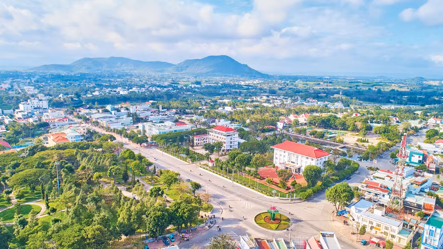 Khu trung tâm thị xã An Khê nhìn từ trên cao. Ảnh: Phongcasta