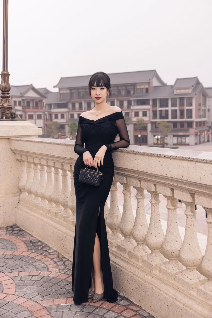Sau thời gian tập trung chăm sóc con, Hoa hậu Việt Nam 2016 bắt đầu trở lại công việc. Cô tham dự một số sự kiện giải trí, phát triển kinh doanh thương hiệu thời trang riêng cũng như hỗ trợ các hoạt động của doanh nghiệp nhà chồng