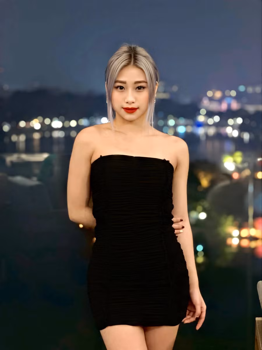 Ngoài là một vận động viên tài năng, Phạm Như Phương cũng là một hot TikToker nổi tiếng trên mạng xã hội nhờ vẻ ngoài xinh đẹp, nổi bật cùng thần thái sang chảnh, quyến rũ