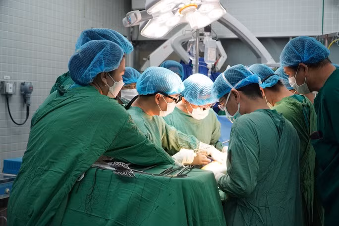 Một ca ghép tạng được Bệnh viện Chợ Rẫy thực hiện gần đây