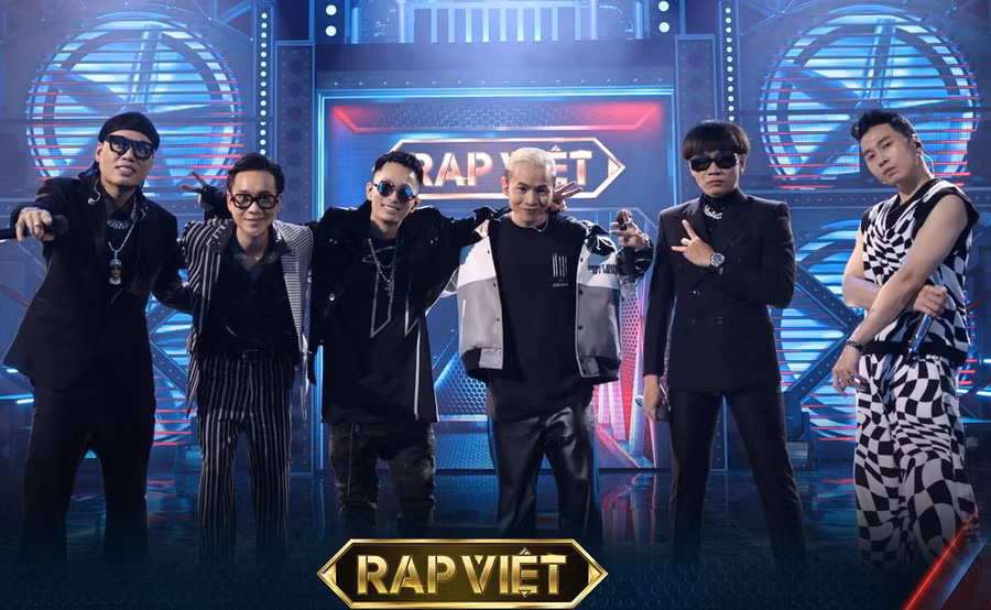 Dàn giám khảo và HLV quyền lực của Rap Việt mùa 2. Ảnh: NSX