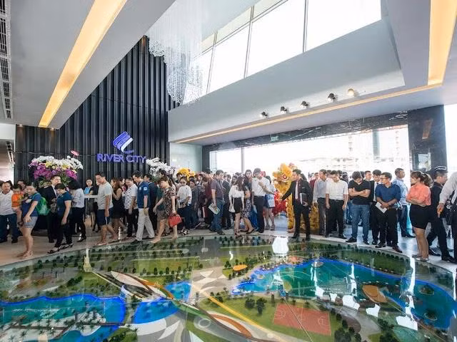 Thị trường bất động sản kỳ vọng sớm trở lại thời kỳ "hoàng kim" vào năm 2025 Thị trường bất động sản kỳ vọng sớm trở lại thời kỳ "hoàng kim" vào năm 2025