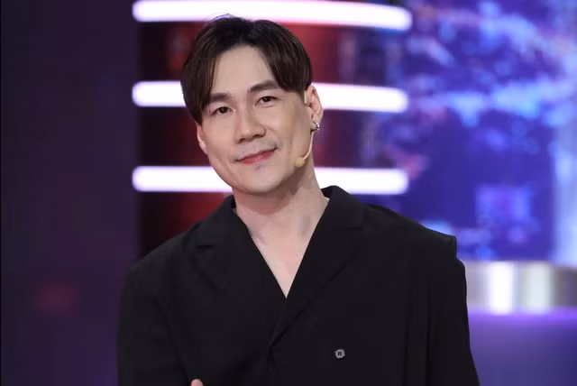 Ca sĩ Khánh Phương lên tiếng sau thông tin bị phong tỏa tài sản - Ảnh 1. Khánh Phương khẳng định anh chỉ bị phong tỏa tài sản tại Lâm Đồng. Ảnh: FBNV