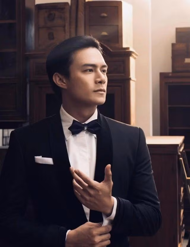 Sau 6 năm dấn thân vào showbiz Việt, Henry Vig Nguyễn cảm thấy may mắn vì gặp được những đàn anh, đàn chị yêu nghề, sẵn sàng giúp đỡ cho anh Sau 6 năm dấn thân vào showbiz Việt, Henry Vig Nguyễn cảm thấy may mắn vì gặp được những đàn anh, đàn chị yêu nghề, sẵn sàng giúp đỡ cho anh