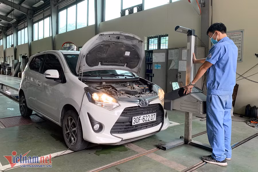 Bộ Giao thông-Vận tải đề xuất bỏ quy định mất giấy chứng nhận cải tạo ô tô phải báo Công an. Ảnh nguồn vietnamnet.vn Bộ Giao thông-Vận tải đề xuất bỏ quy định mất giấy chứng nhận cải tạo ô tô phải báo Công an. Ảnh nguồn vietnamnet.vn