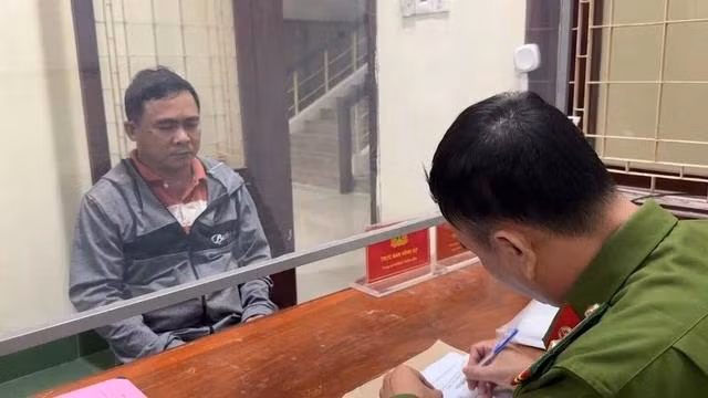 Công an đang làm việc với bị can Huỳnh Văn Quyết Công an đang làm việc với bị can Huỳnh Văn Quyết