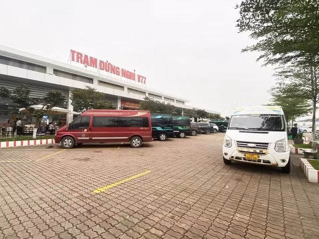 Không phải cao tốc nào cũng có trạm dừng nghỉ, trong ảnh là trạm dừng nghỉ trên cao tốc Hà Nội - Hải Phòng. Ảnh: PHẠM HÙNG