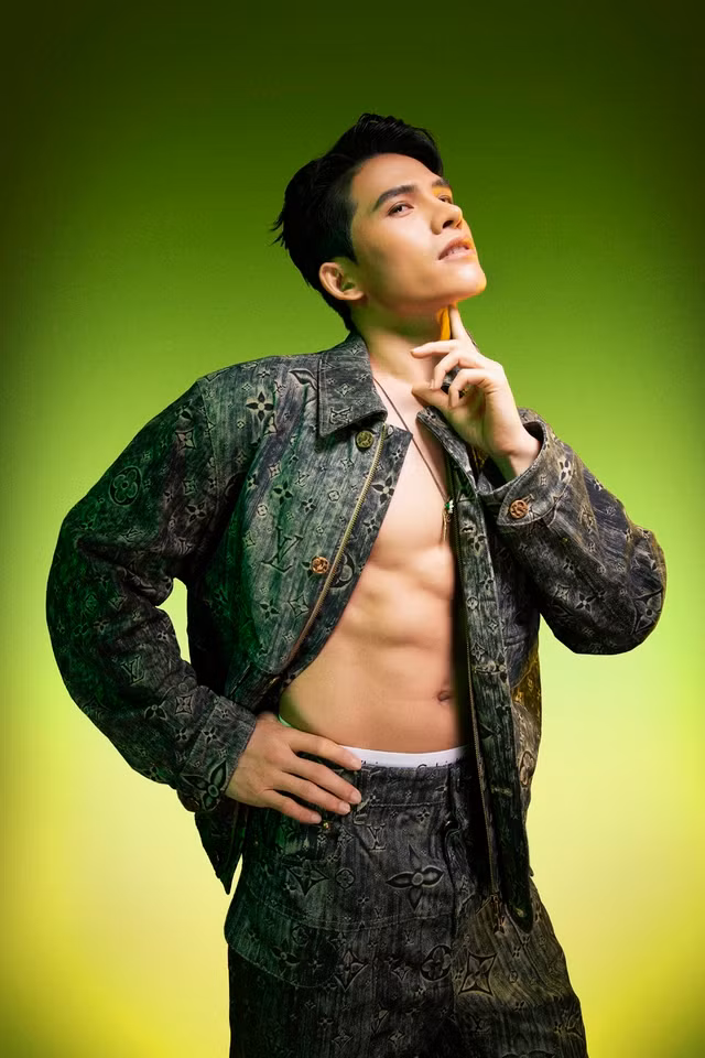 Quốc Thiên thừa nhận sự nghiệp nhạt nhòa sau Vietnam Idol - Ảnh 3. Để chuẩn bị cho lần trở lại này, Quốc Thiên đã có một hành hành trình dài đầy mồ hôi, nỗ lực, hiện sở hữu thân hình 6 múi lực lưỡng cùng một tinh thần tràn đầy năng lượng. Ảnh: NVCC