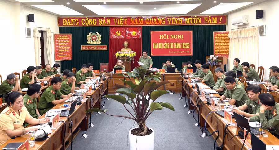 Toàn cảnh hội nghị giao ban công tác tháng 10-2023. Ảnh: Bảo Hân