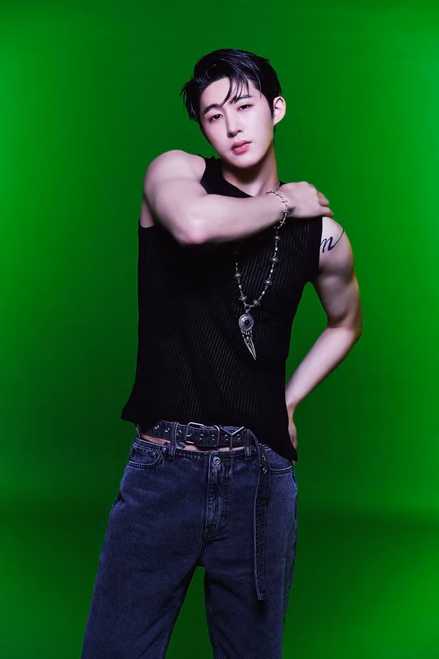 Rapper B.I được "nhá hàng" vẫn tham gia 8Wonder Moon Festival