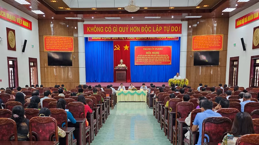 Quang cảnh hội nghị. Ảnh: Bá Bính