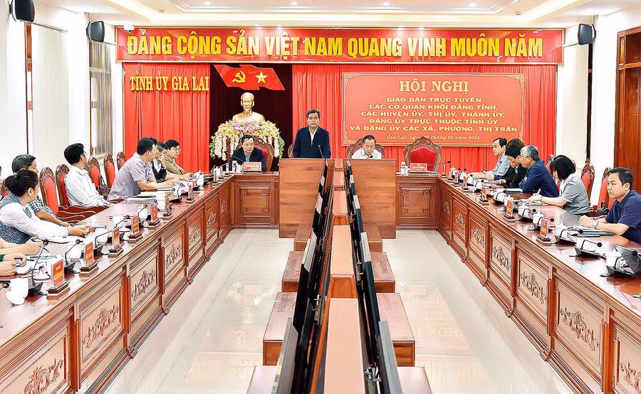 Quang cảnh hội nghị tại điểm cầu trụ sở Tỉnh ủy. Ảnh: Đức Thụy