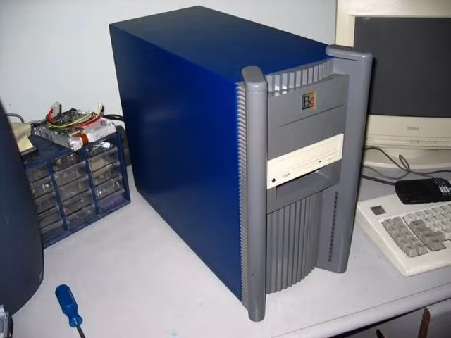 Apple từng muốn thâu tóm BeOS