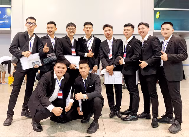 Đơn giản hóa thủ tục dịch vụ đưa lao động Việt Nam đi làm ở nước ngoài