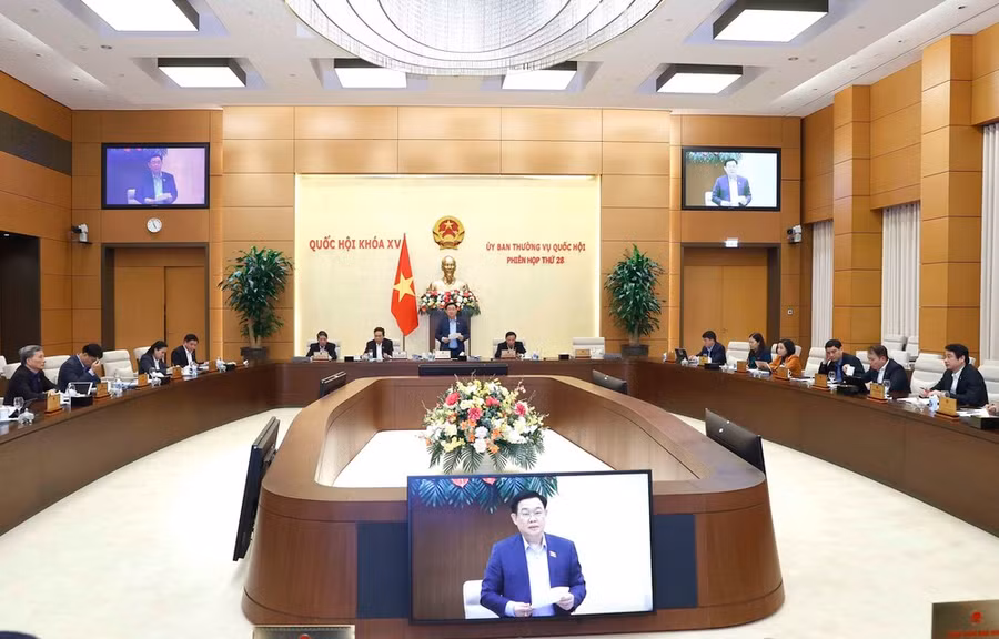 Phiên họp thứ 28 của Ủy ban Thường vụ Quốc hội. Ảnh: Doãn Tấn/TTXVN Phiên họp thứ 28 của Ủy ban Thường vụ Quốc hội. Ảnh: Doãn Tấn/TTXVN