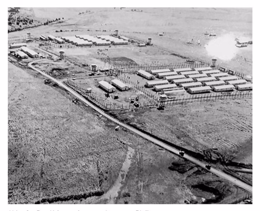 Trại giam tù binh Pleiku-1968. Ảnh tư liệu do tác giả bài viết sưu tầm