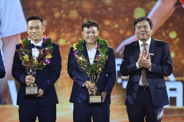 Văn Vũ (trái) và Thành Lương