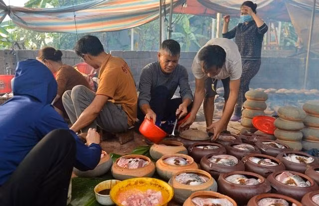Làng Vũ Đại có cách kho cá tỉ mỉ và công phu bậc nhất Làng Vũ Đại có cách kho cá tỉ mỉ và công phu bậc nhất