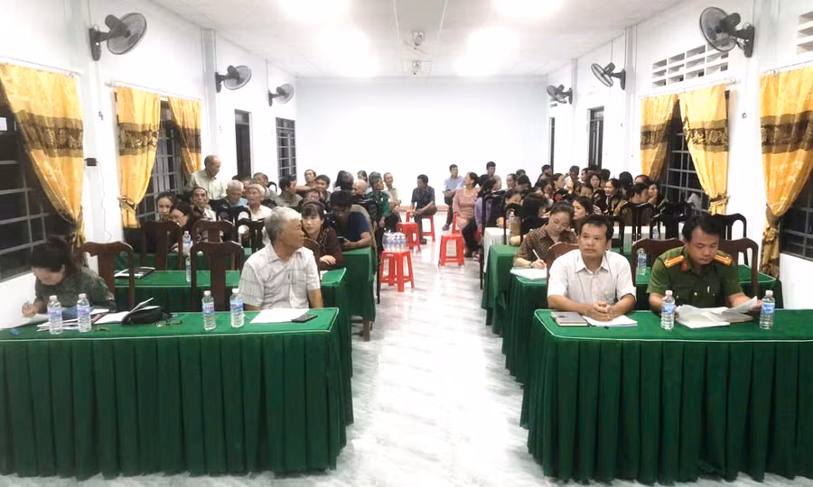 Nhà văn hóa phường Ngô Mây (thị xã An Khê) được xây dựng khang trang, rộng rãi đáp ứng nhu cầu hội họp, các hoạt động tuyên truyền, giao lưu văn hóa văn nghệ của địa phương. Ảnh: N.M