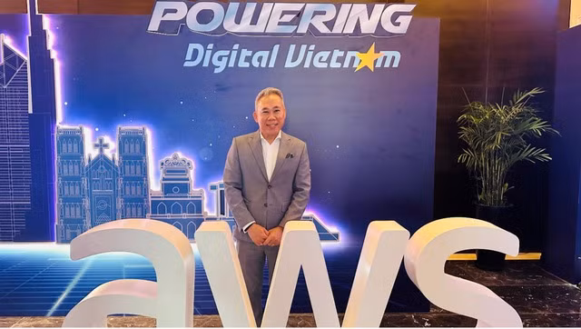 Ông Eric Yeo, Tổng giám đốc AWS Việt Nam tại sự kiện "AWS Cloud Day Vietnam" Ông Eric Yeo, Tổng giám đốc AWS Việt Nam tại sự kiện "AWS Cloud Day Vietnam"